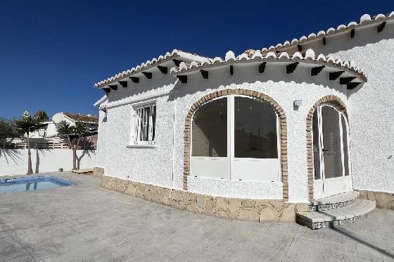 Villa in Els Poblets(Sorts de la mar 26A) zu verkaufen, Wohnfläche 80 m², Baujahr 1985, Zustand neuwertig, + KLIMA, Klimaanlage, Grundstück 303 m², 2 Schlafzimmer, 2 Badezimmer, Pool, ref.: AS-0824-21