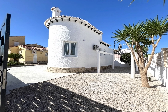 Villa in Els Poblets(Sorts de la mar 26A) zu verkaufen, Wohnfläche 80 m², Baujahr 1985, Zustand neuwertig, + KLIMA, Klimaanlage, Grundstück 303 m², 2 Schlafzimmer, 2 Badezimmer, Pool, ref.: AS-0824-4