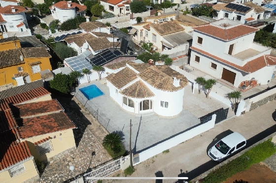 Villa in Els Poblets(Sorts de la mar 26A) zu verkaufen, Wohnfläche 80 m², Baujahr 1985, Zustand neuwertig, + KLIMA, Klimaanlage, Grundstück 303 m², 2 Schlafzimmer, 2 Badezimmer, Pool, ref.: AS-0824-7