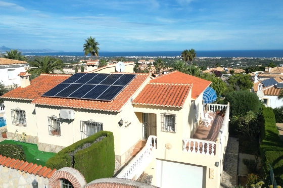 Villa in Denia(Marquesa 6 ) zu verkaufen, Wohnfläche 150 m², Baujahr 1995, Zustand gepflegt, + Zentralheizung, Klimaanlage, Grundstück 800 m², 3 Schlafzimmer, 3 Badezimmer, Pool, ref.: AS-0924-1