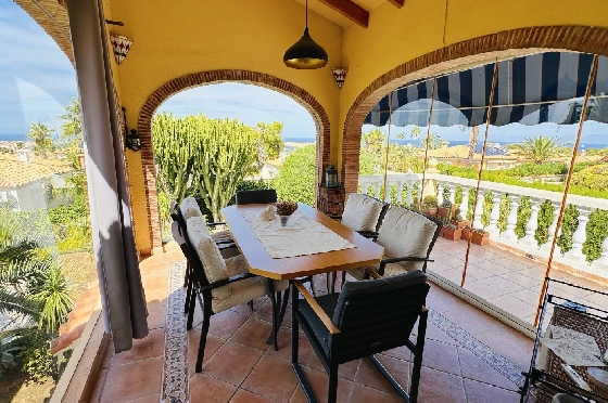 Villa in Denia(Marquesa 6 ) zu verkaufen, Espace de vie 150 m², Baujahr 1995, Zustand gepflegt, + Zentralheizung, Klimaanlage, Terrain 800 m², 3 Chambres à coucher, 3 Salle de bain, Pool, ref.: AS-0924-54