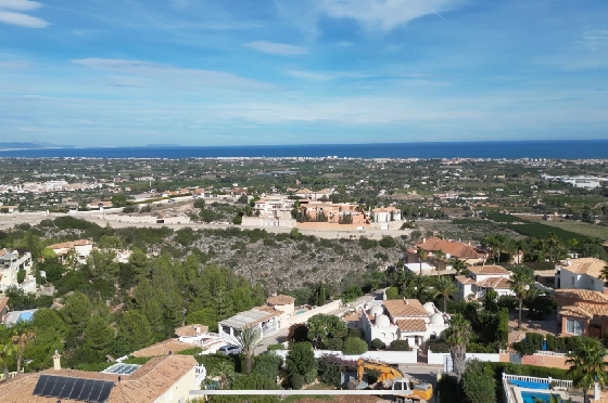 Villa in Denia(Marquesa 6 ) zu verkaufen, Espace de vie 150 m², Baujahr 1995, Zustand gepflegt, + Zentralheizung, Klimaanlage, Terrain 800 m², 3 Chambres à coucher, 3 Salle de bain, Pool, ref.: AS-0924-56