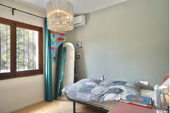 Villa in Benissa(Fanadix) zu verkaufen, Wohnfläche 180 m², Klimaanlage, Grundstück 1215 m², 5 Schlafzimmer, 4 Badezimmer, Pool, ref.: CA-H-1812-AMB-26