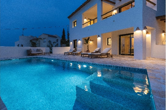 Villa in Javea(Pinosol) zu verkaufen, Wohnfläche 250 m², Klimaanlage, Grundstück 900 m², 3 Schlafzimmer, 3 Badezimmer, Pool, ref.: CA-H-1821-AMBI-29