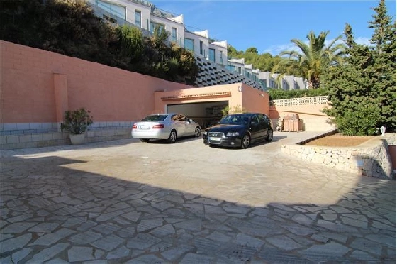 Villa in Calpe zu verkaufen, Wohnfläche 278 m², Baujahr 2010, Zustand neuwertig, + Zentralheizung, Grundstück 980 m², 3 Schlafzimmer, 3 Badezimmer, Pool, ref.: B-0913-5