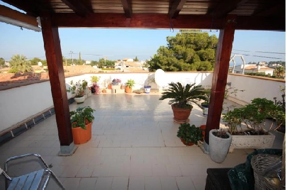 Villa in Denia(Galeretes) zu verkaufen, Wohnfläche 400 m², Baujahr 1977, Zustand modernisiert, + Zentralheizung, Klimaanlage, Grundstück 2392 m², 6 Schlafzimmer, 2 Badezimmer, Pool, ref.: SC-T1515-31