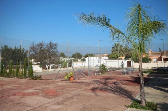 Villa in Denia(Galeretes) zu verkaufen, Wohnfläche 400 m², Baujahr 1977, Zustand modernisiert, + Zentralheizung, Klimaanlage, Grundstück 2392 m², 6 Schlafzimmer, 2 Badezimmer, Pool, ref.: SC-T1515-35