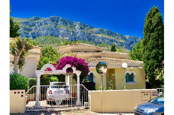 Villa in Denia zur Ferienvermietung, Wohnfläche 85 m², Baujahr 1992, Zustand voll saniert, + Zentralheizung, Klimaanlage, 2 Schlafzimmer, 1 Badezimmer, Pool, ref.: T-4510-7