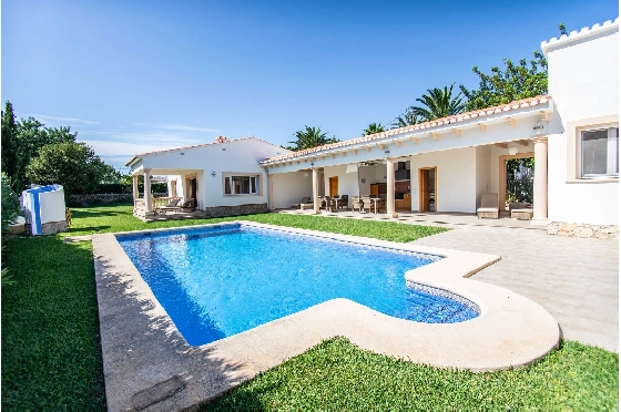 Villa in Denia(Torrecarrals) zu verkaufen, Wohnfläche 290 m², Zustand neuwertig, + Zentralheizung, Klimaanlage, Grundstück 3741 m², 5 Schlafzimmer, 4 Badezimmer, Pool, ref.: SC-L0916-17