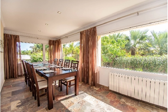 Villa in Denia(Torrecarrals) zu verkaufen, Wohnfläche 290 m², Zustand neuwertig, + Zentralheizung, Klimaanlage, Grundstück 3741 m², 5 Schlafzimmer, 4 Badezimmer, Pool, ref.: SC-L0916-21