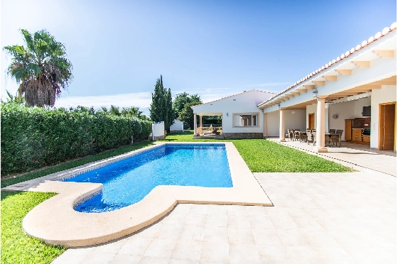 Villa in Denia(Torrecarrals) zu verkaufen, Wohnfläche 290 m², Zustand neuwertig, + Zentralheizung, Klimaanlage, Grundstück 3741 m², 5 Schlafzimmer, 4 Badezimmer, Pool, ref.: SC-L0916-28