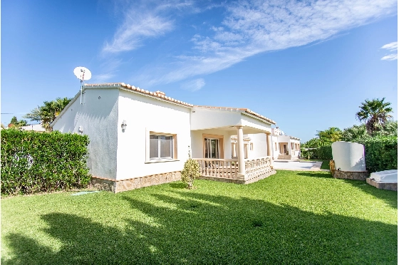 Villa in Denia(Torrecarrals) zu verkaufen, Wohnfläche 290 m², Zustand neuwertig, + Zentralheizung, Klimaanlage, Grundstück 3741 m², 5 Schlafzimmer, 4 Badezimmer, Pool, ref.: SC-L0916-40