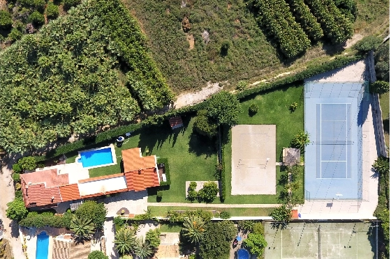 Villa in Denia(Torrecarrals) zu verkaufen, Wohnfläche 290 m², Zustand neuwertig, + Zentralheizung, Klimaanlage, Grundstück 3741 m², 5 Schlafzimmer, 4 Badezimmer, Pool, ref.: SC-L0916-45